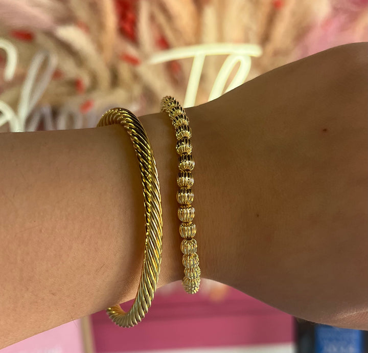 Twisted Feelings Cuff Bracelet