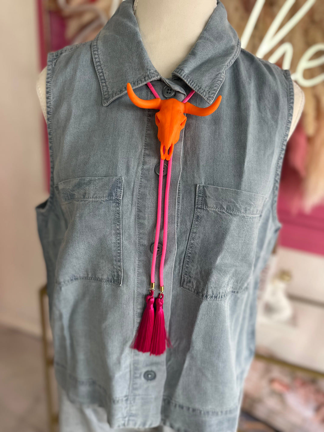 The Longhorn Tassel Bolo
