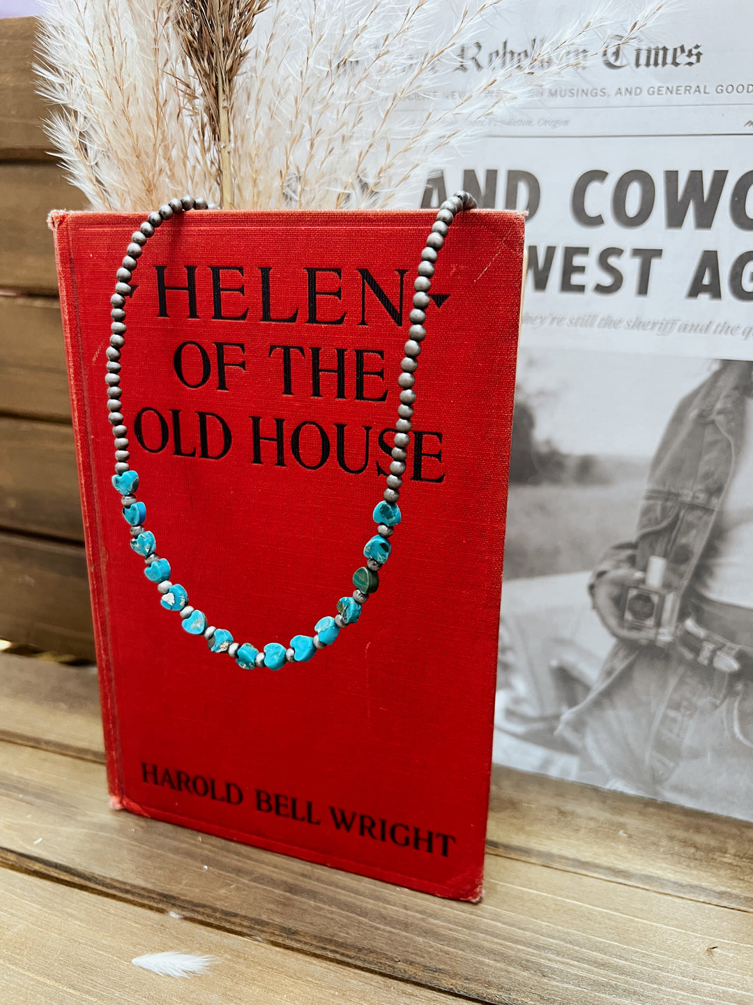 Harts & Hollows Bead Necklace