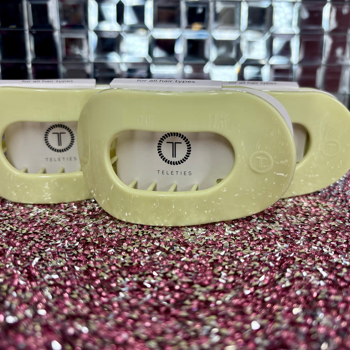 Aloe, There! Flat Round Hair Clip