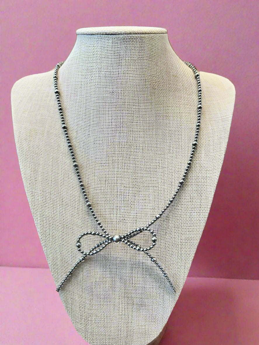Western Bow Necklace