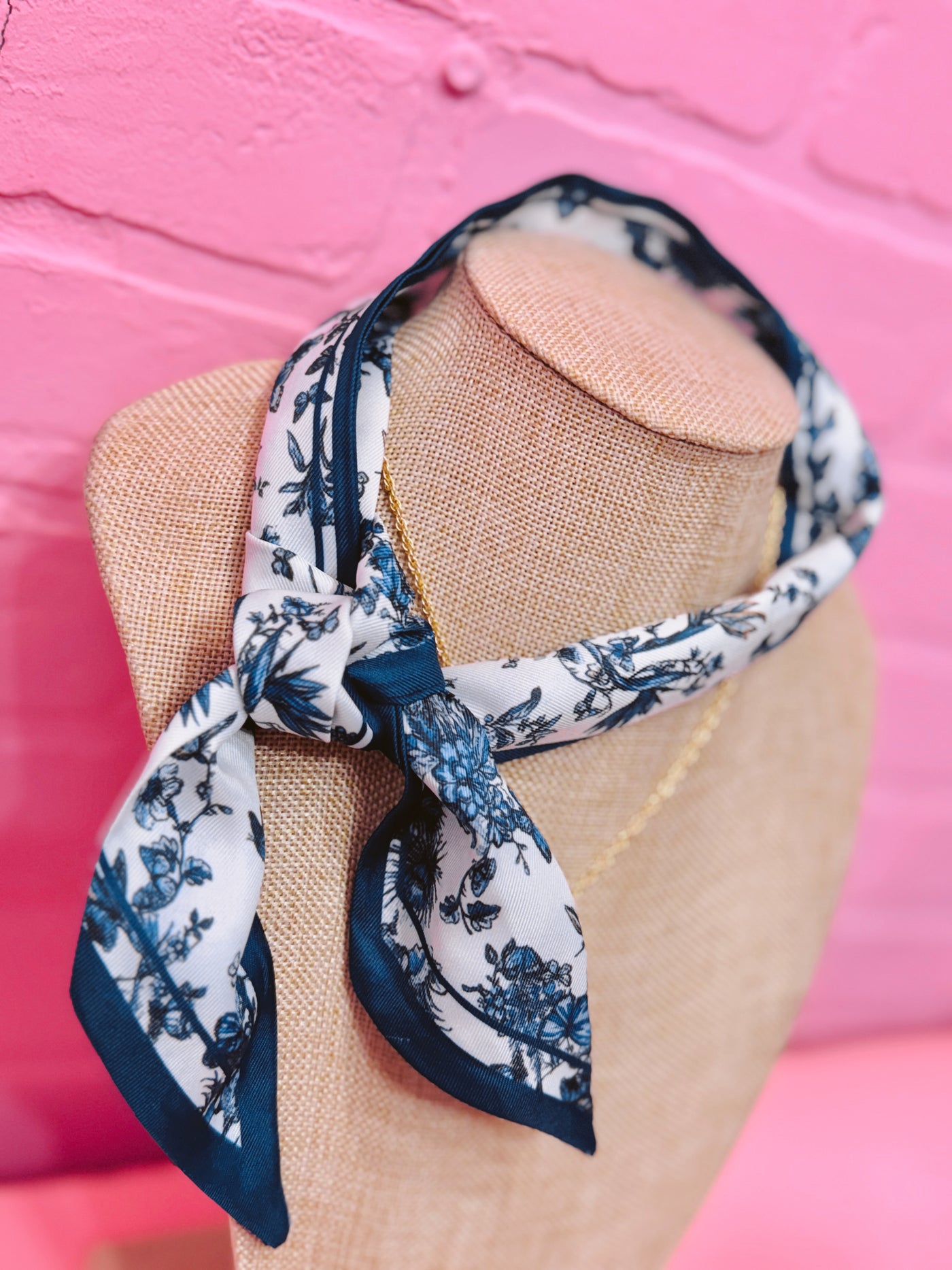 Flutter Away Blue Twilly