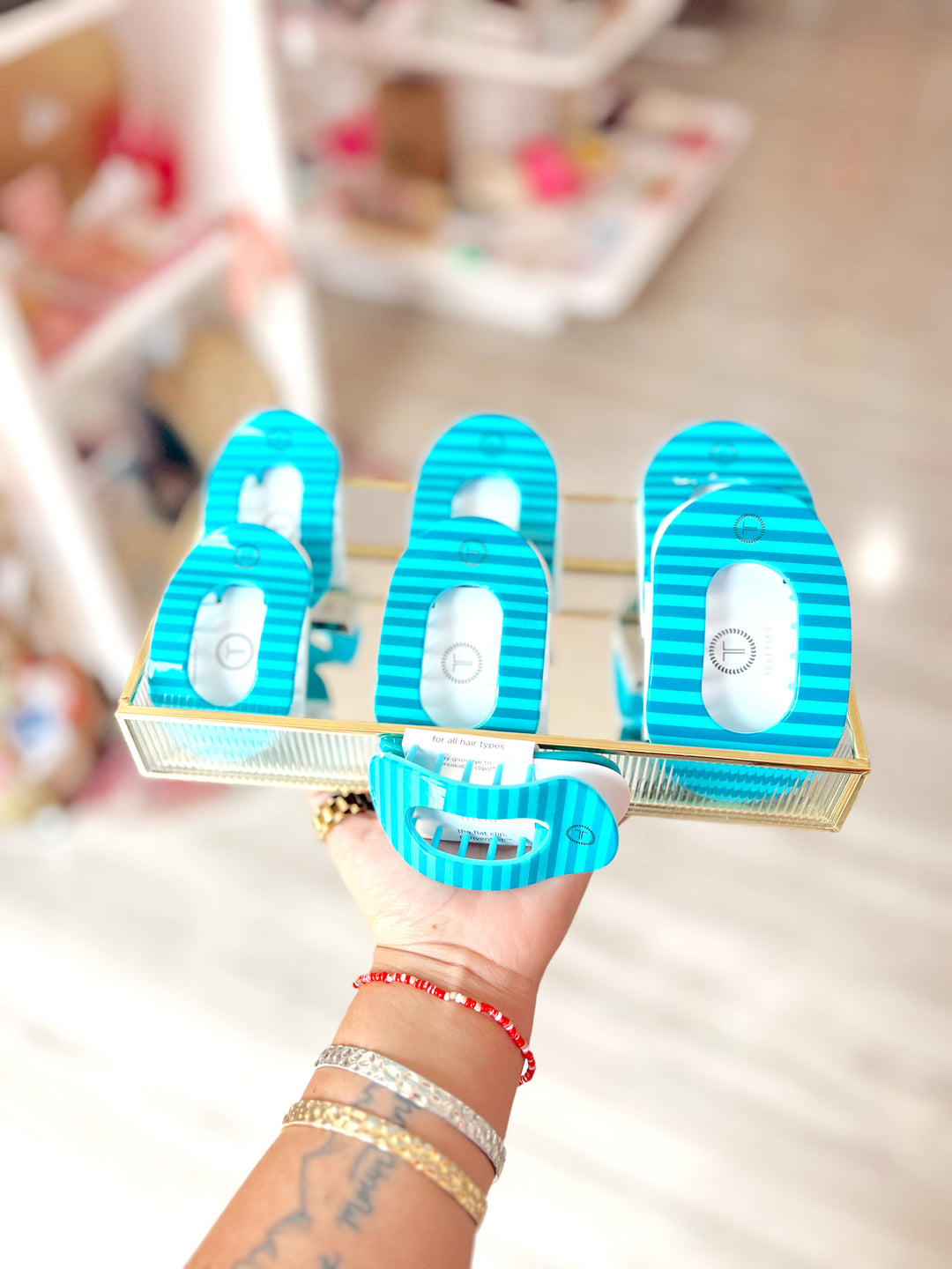Splash Zone Round Flat Hair Clip