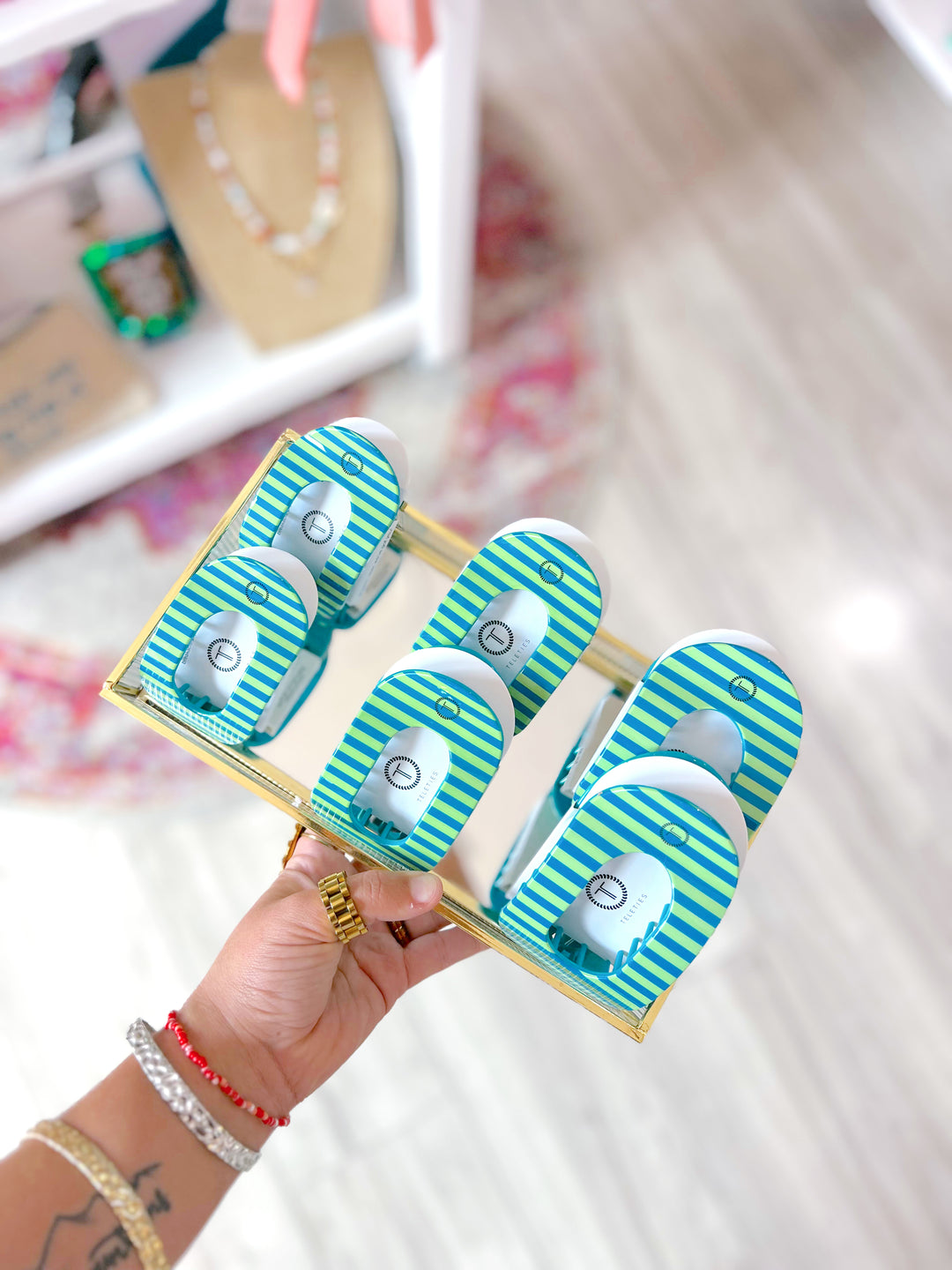 Cabana Cutie Round Flat Hair Clip