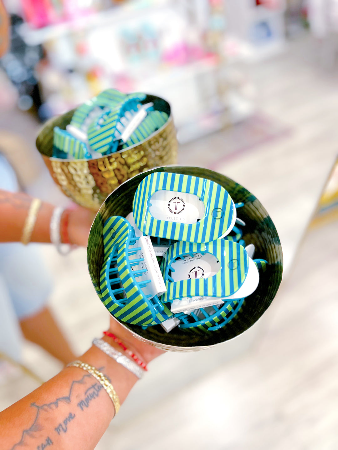 Cabana Cutie Round Flat Hair Clip