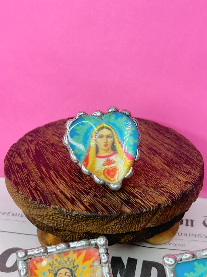 The Saint Glitterali Ring