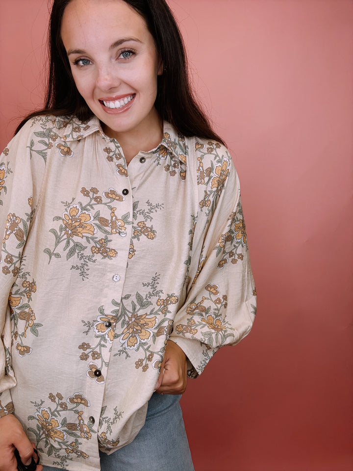 The Meadow Pleated Floral Top