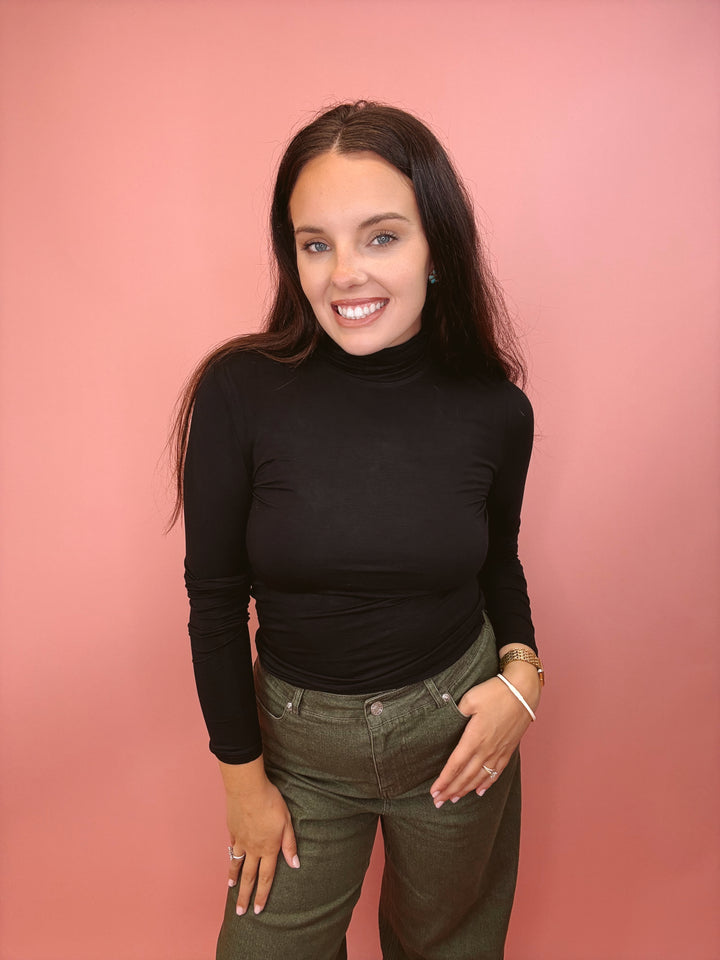 The Sleek Essential Top