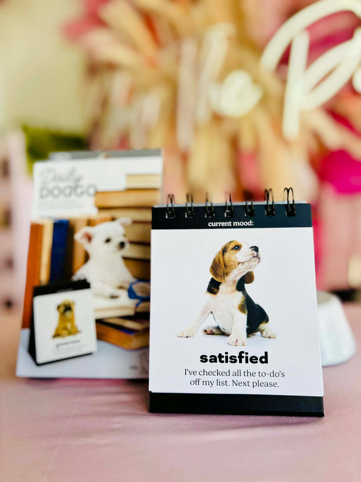 Daily Doggo Desk Flipchart