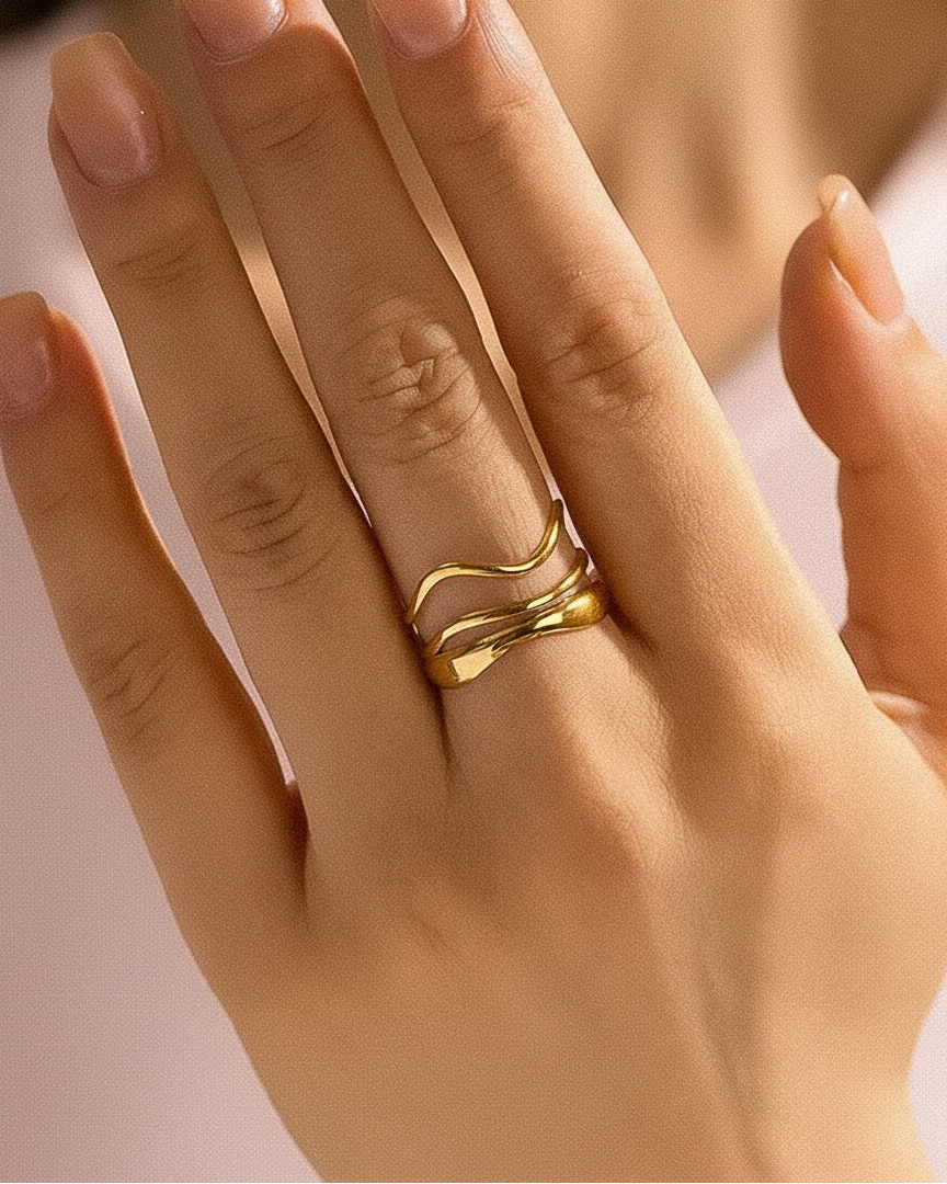 The Ozzy 18K Abstract Ring – Shop The Pug