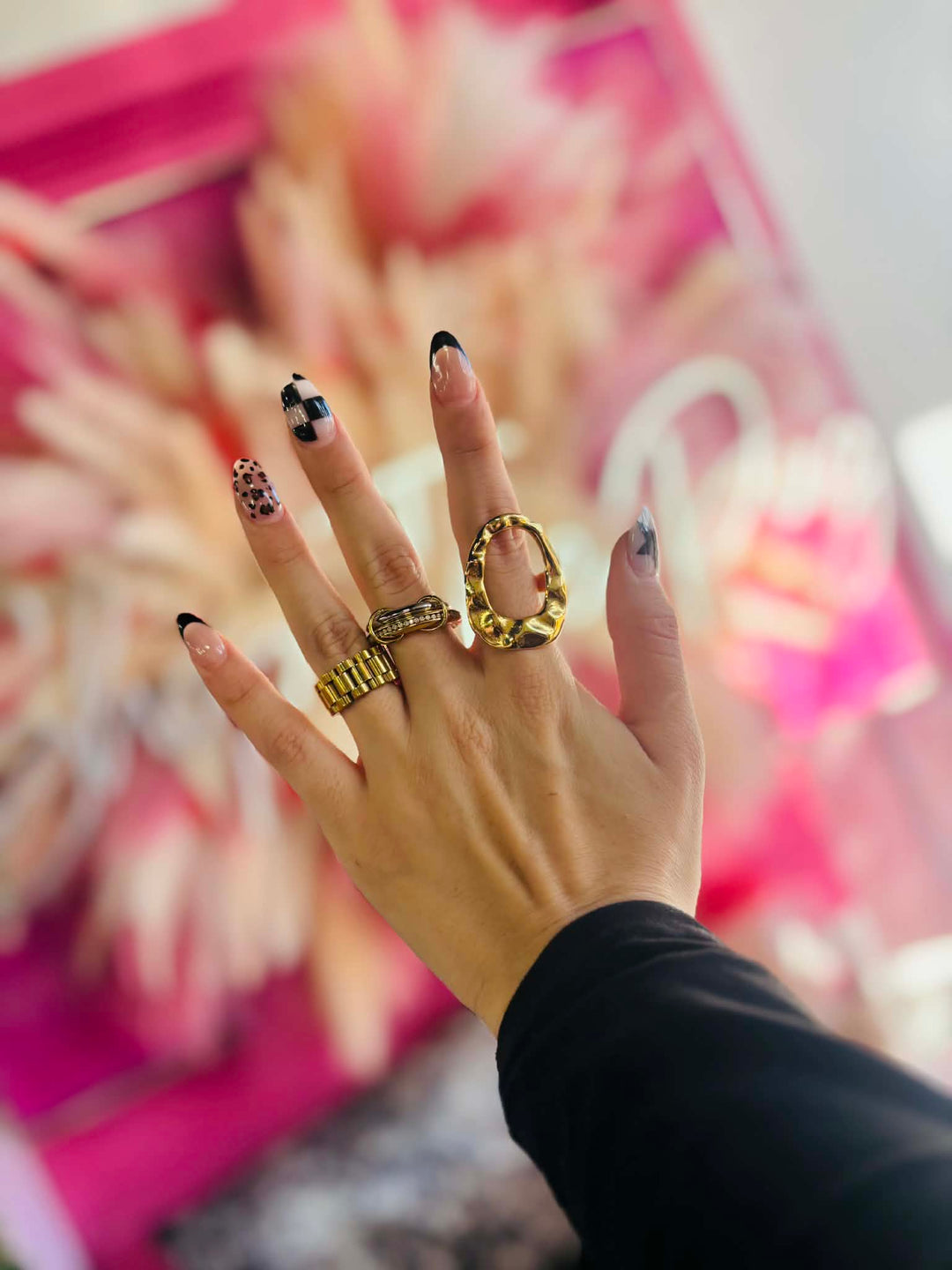 The Daelen 18K Dome Ring