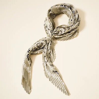 The Luna Pleated Scarf