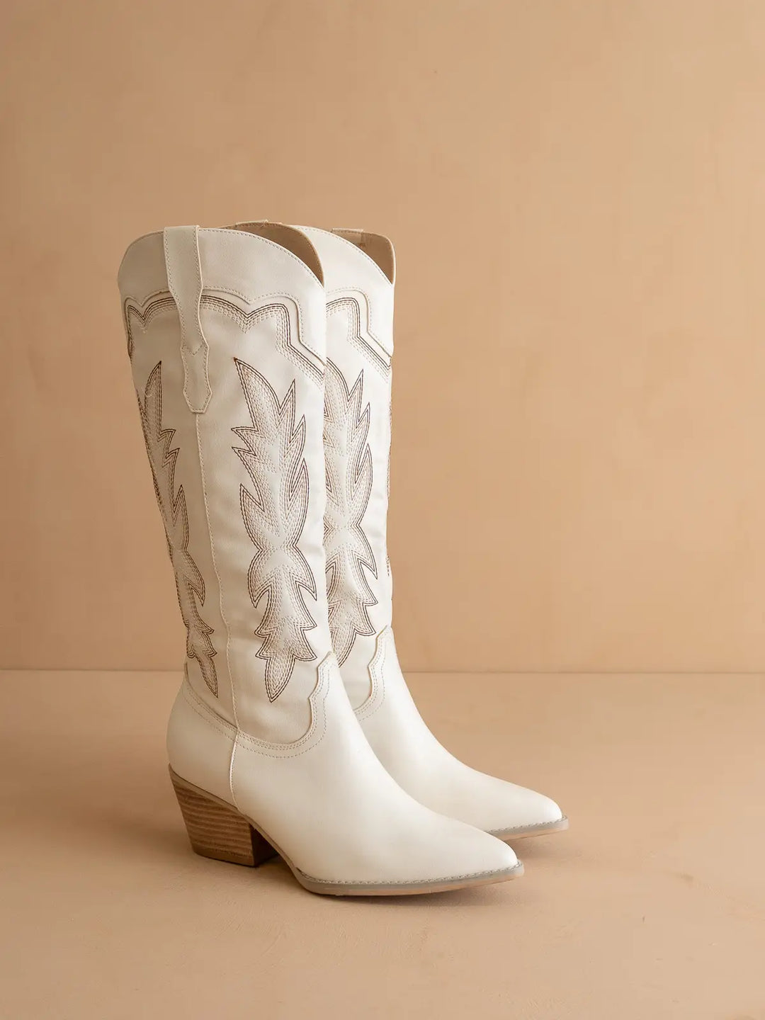 The Ainsley White Cowboy Boot