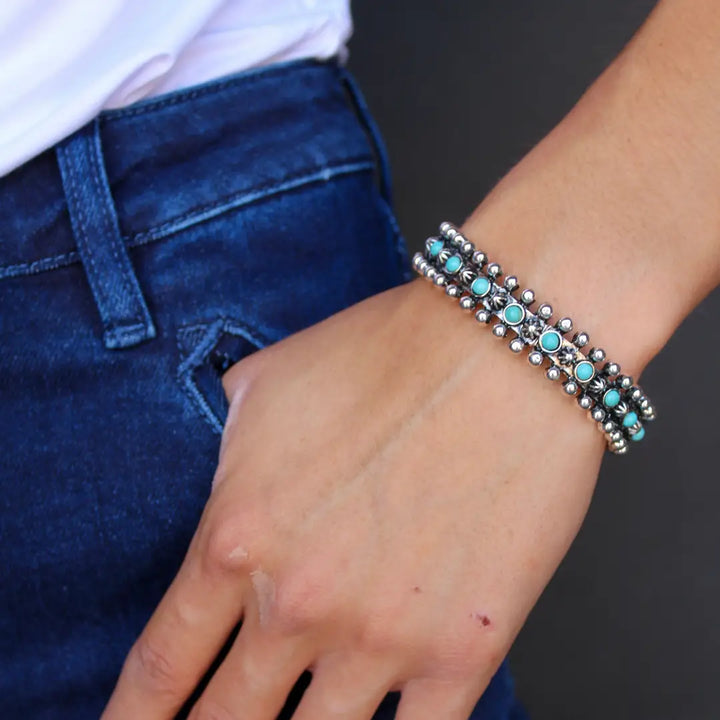 Burnished Silver and Turquoise Dotted Stretch Bracelet