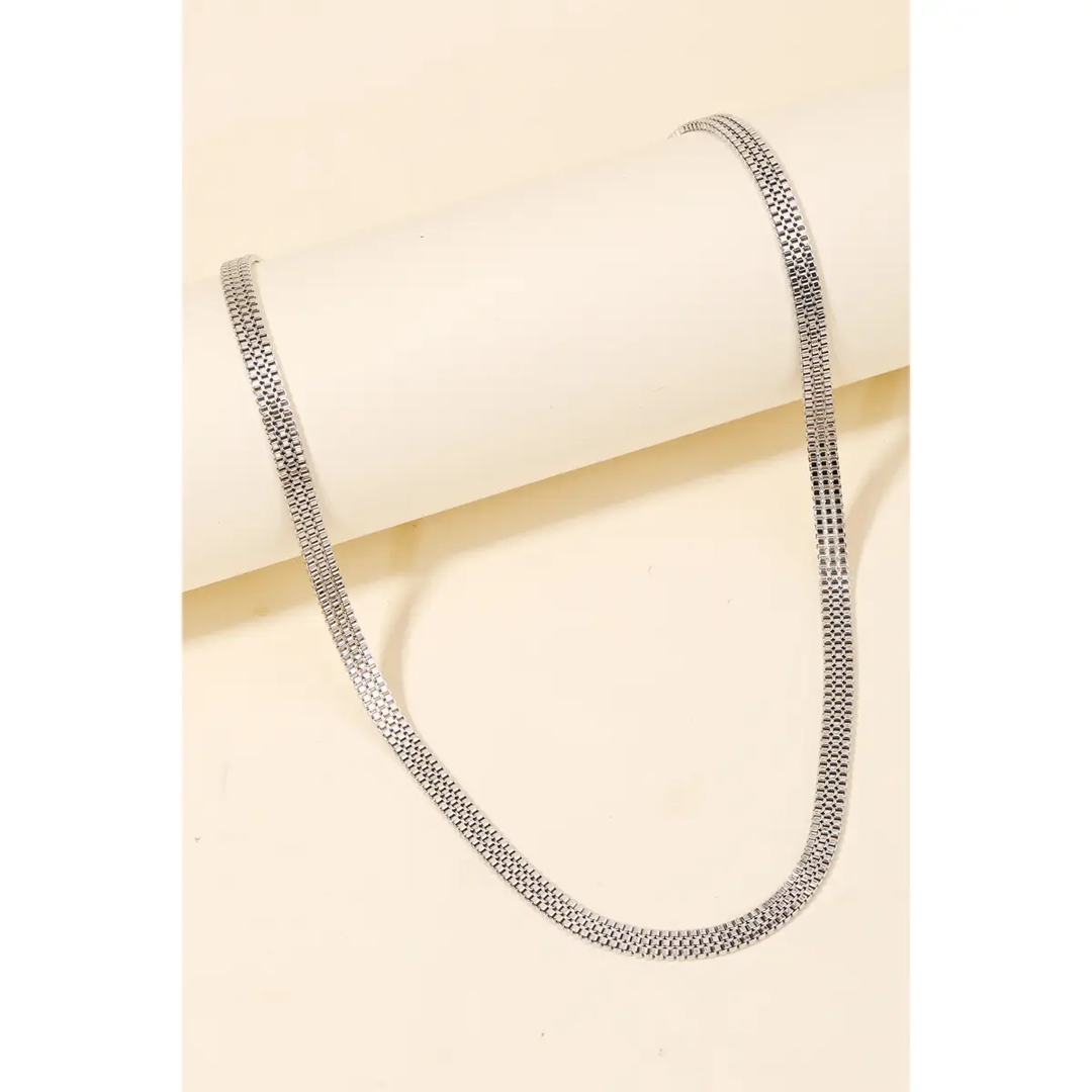 Nylah Chain Link Necklace