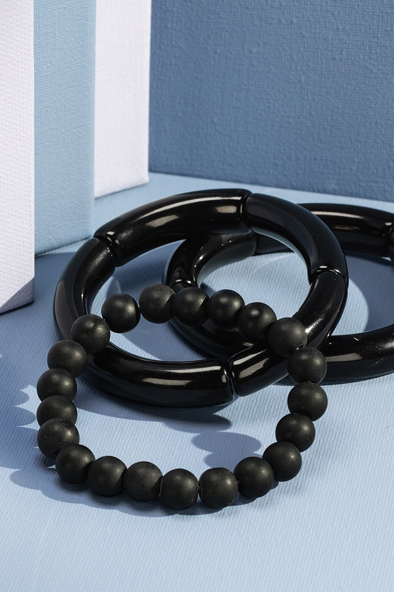 Casual Girl Arm Party