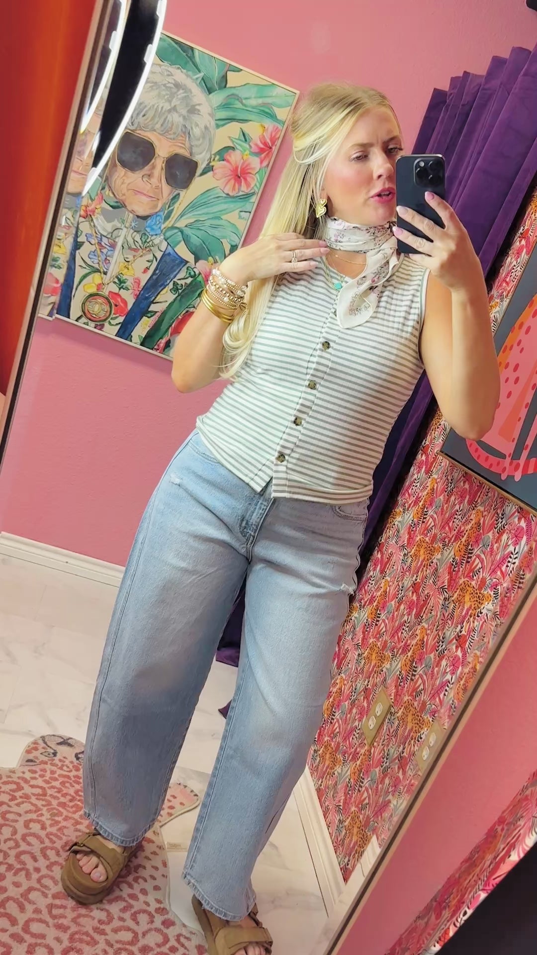The Capri Coast Button Tank