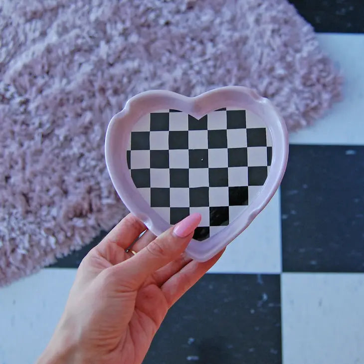 Checkerboard Heart Ash Tray