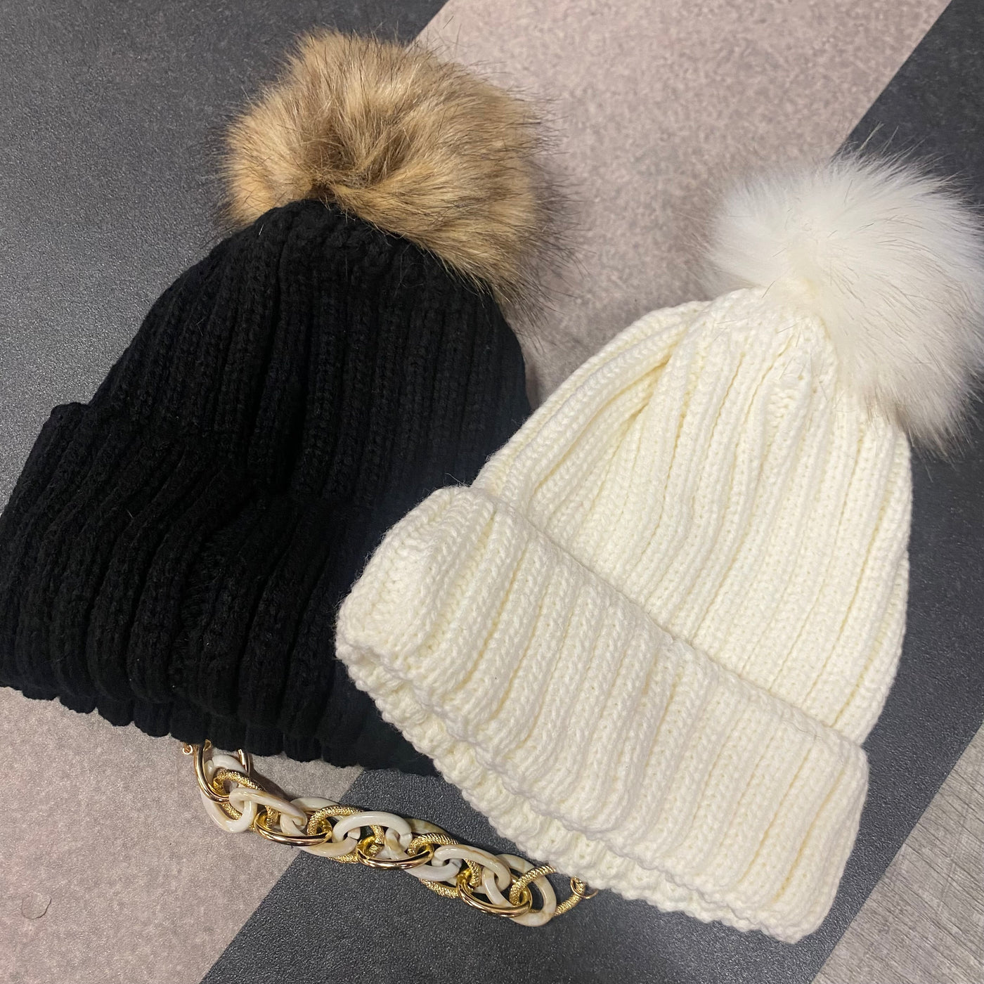 Knit Pom Pom Beanie Hat- 2 COLORS